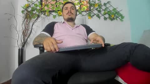 jhon deibyd online show from November 25, 8:42 pm