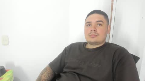 jhon deibyd online show from February 3, 5:05 am