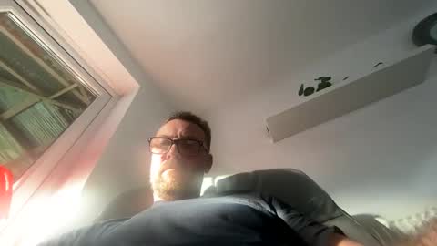 Snapshot of sharksboy16 chatting on May 20, 5:41 pm Sharksboy online show from May 20, 5:41 pm