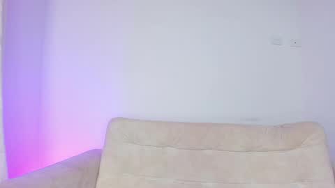 Hi fiends ---- I usually start online from Monday to Friday from 1000 am Saturdays and Sundays at 600 am Colombia time online show from February 9, 6:16 pm