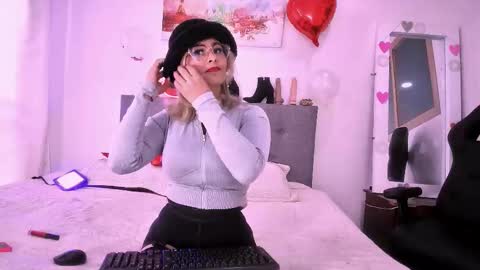 Snapshot of sharlott_3 chatting on February 17, 12:56 pm sharlott_3 online show from February 17, 12:56 pm