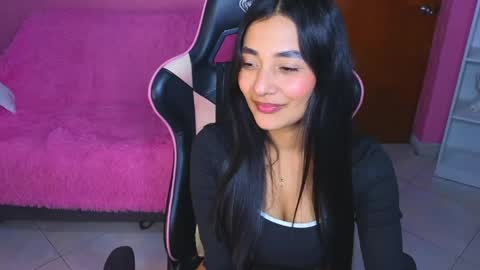 Pamela online show from April 18, 10:32 pm