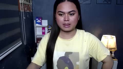 Snapshot of sharminex chatting on December 1, 10:21 pm sharminex online show from December 1, 10:21 pm