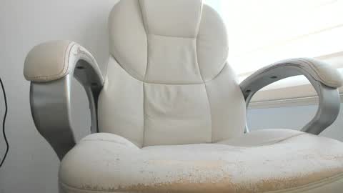 Snapshot of sharol_xx chatting on March 2, 6:51 pm Sharol smile online show from March 2, 6:51 pm