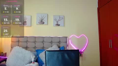 ESTEFI  online show from July 14, 7:08 pm
