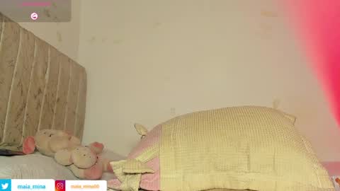 sharon_smiith_ online show from August 8, 1:52 am