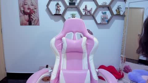 Sharon online show from April 11, 10:25 pm