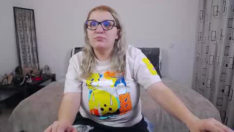 sharronalexa online show from February 5, 11:15 am