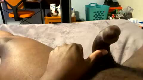 Snapshot of shawnevans2324 chatting on October 19, 1:01 pm shawnevans2324 online show from October 19, 1:01 pm