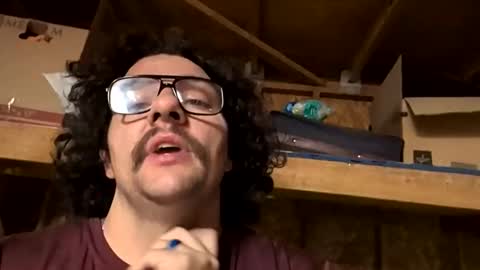 Snapshot of shawnstro chatting on September 28, 11:48 am shawnstro online show from September 28, 11:48 am