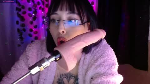 Snapshot of shayla_bbs chatting on January 7, 4:29 am Shayla 3 online show from January 7, 4:29 am