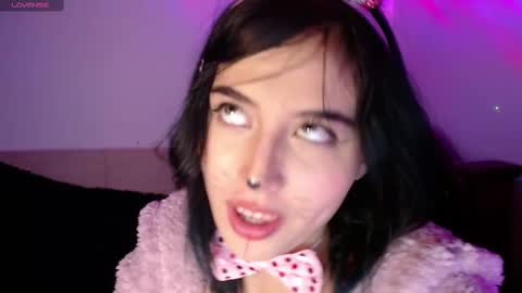 Snapshot of shayla_bbs chatting on October 24, 2:02 pm Shayla 3 online show from October 24, 2:02 pm