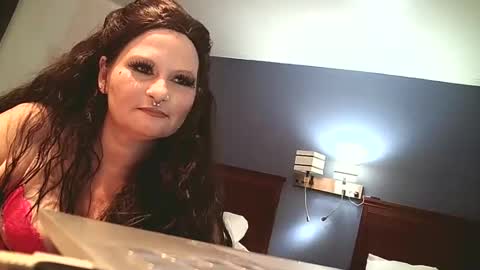 Snapshot of shaylam6669 chatting on March 15, 10:32 am shaylam6669 online show from March 15, 10:32 am