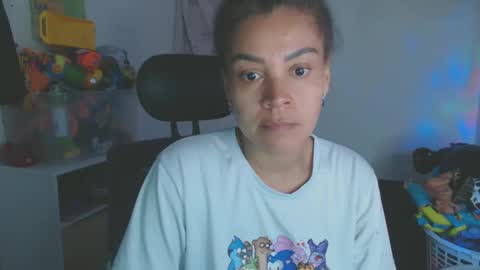 Shayna online show from September 26, 11:53 pm