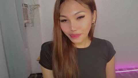 Snapshot of shealana69 chatting on December 4, 3:54 pm MY IG Shealana69 online show from December 4, 3:54 pm