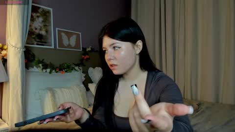 Amely online show from September 12, 8:25 am