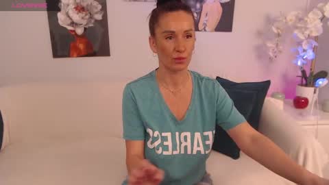 Sheila GMT 2 Tuesday Wednesday Friday Saturday Sunday- 8  5  online show from February 3, 4:46 am