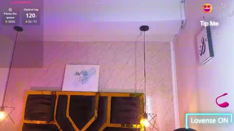 Snapshot of sheilly_brown chatting on July 16, 6:47 pm sheilly_brown online show from July 16, 6:47 pm