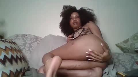 Snapshot of shellymadonna chatting on September 27, 6:57 pm shellymadonna online show from September 27, 6:57 pm