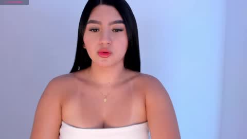 Shelly rayhs online show from June 3, 3:20 am
