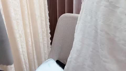 Shelly online show from November 1, 1:18 am