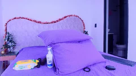 Shelsy online show from December 16, 11:59 am