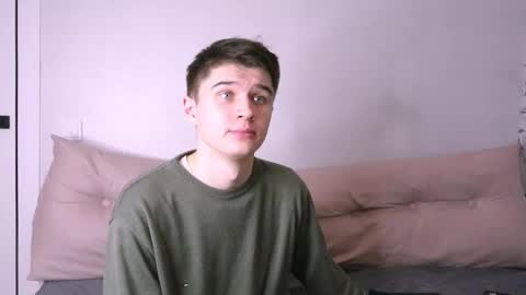 Max online show from November 27, 5:59 pm