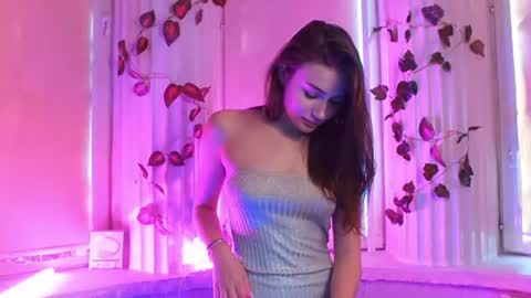 Sheron online show from August 7, 5:37 pm
