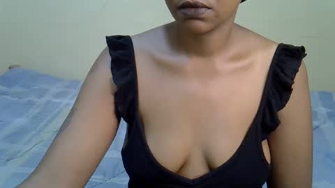 shery_g online show from February 25, 7:07 am