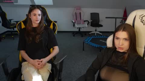 Sheryl online show from November 1, 12:18 pm