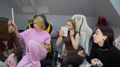 Sheryl online show from November 24, 11:21 am