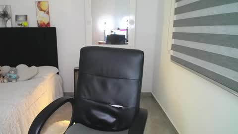 Sheryl Stone2 online show from February 4, 6:25 am