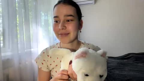 Julie online show from June 30, 12:06 pm