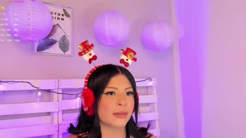 Snapshot of sherylrose1 chatting on December 24, 8:38 pm Sheryl Rose  online show from December 24, 8:38 pm