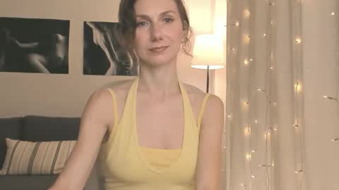 shesleepsnaked online show from January 15, 4:11 pm