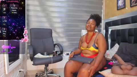 sheyla__ebony online show from May 29, 11:08 am