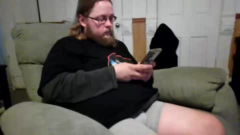 Snapshot of shifty885 chatting on February 2, 10:30 pm shifty885 online show from February 2, 10:30 pm