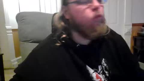 Snapshot of shifty885 chatting on February 15, 1:13 am shifty885 online show from February 15, 1:13 am