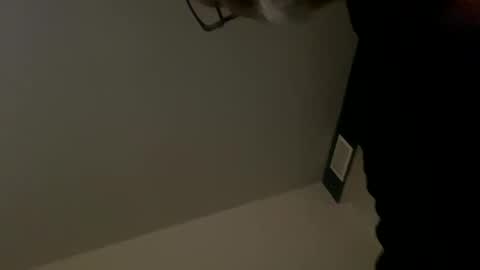 Snapshot of shifuekim chatting on December 14, 8:02 pm Daddy Ekim free might be on cam or c2c online show from December 14, 8:02 pm