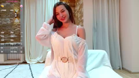Snapshot of shinechanel chatting on September 25, 1:20 am ShineChanel online show from September 25, 1:20 am