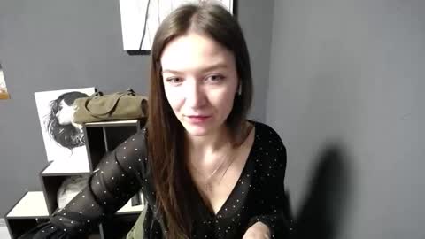 Snapshot of shining_pearl chatting on May 4, 5:58 am Jesica online show from May 4, 5:58 am