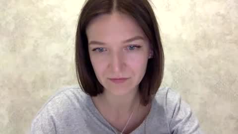 Snapshot of shining_pearl chatting on May 4, 6:04 pm Jesica online show from May 4, 6:04 pm
