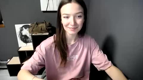 Snapshot of shining_pearl chatting on June 2, 6:04 am Jesica online show from June 2, 6:04 am
