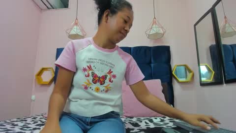 shira_sexylove online show from November 30, 11:42 pm