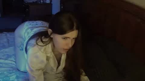 shiraha___rafieru online show from October 18, 8:42 pm