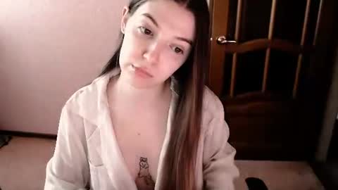 Snapshot of shiraha___rafieru chatting on May 20, 12:11 pm shiraha___rafieru online show from May 20, 12:11 pm