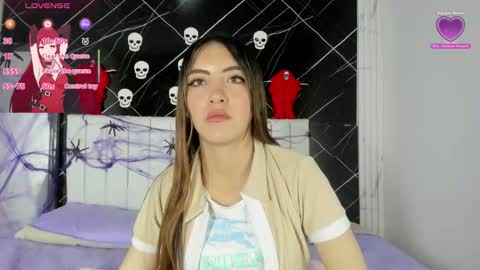 shirleyhott online show from October 24, 1:40 pm