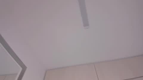 Shirley online show from December 3, 8:29 pm