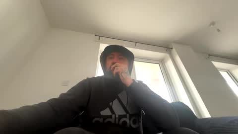 Snapshot of shirosstoryrapman chatting on February 16, 12:01 pm Shady online show from February 16, 12:01 pm