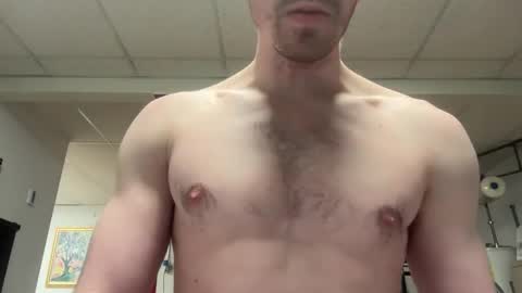 shirtlesshunk15 online show from February 15, 6:54 am